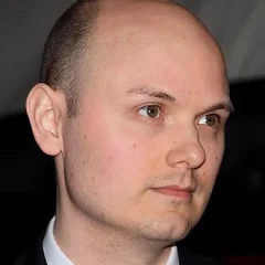 J Blakeson height profile photo