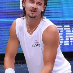 J. J. Wolf height profile photo