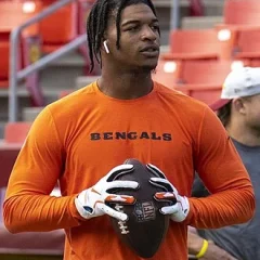 Ja'Marr Chase height profile photo
