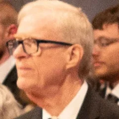 Jack Carter (politician) height profile photo