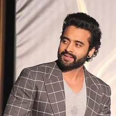 Jackky Bhagnani height profile photo