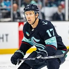 Jaden Schwartz height profile photo