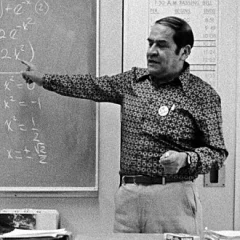 Jaime Escalante height profile photo
