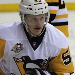 Jake Guentzel height profile photo