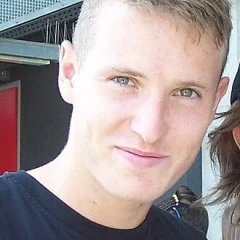 Jakub Jankto height profile photo