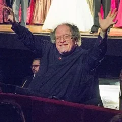 James Levine height profile photo