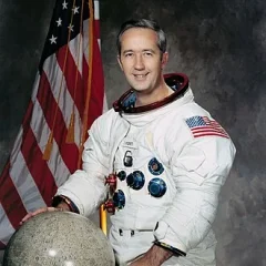 James McDivitt height profile photo