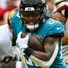 James Robinson (running back) height profile photo