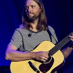 James Valentine (guitarist) height profile photo