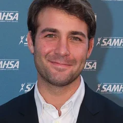 James Wolk height profile photo