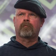 Jamie Hyneman height profile photo