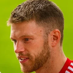 Jamie Mackie height profile photo