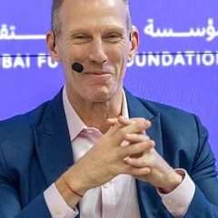 Jamie Metzl height profile photo