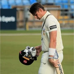 Jamie Smith (cricketer) height profile photo
