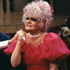 Jan Crouch height profile photo