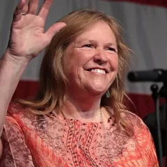 Jane Sanders height profile photo
