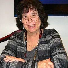 Jane Yolen height profile photo