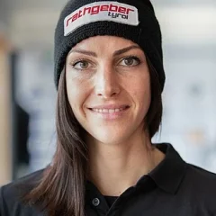 Janine Flock height profile photo