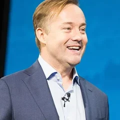 Jason Calacanis height profile photo