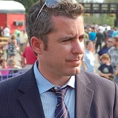 Jason Jones (actor) height profile photo