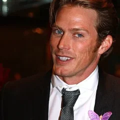Jason Lewis (actor) height profile photo