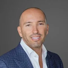 Jason Oppenheim height profile photo