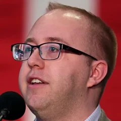 Jason Rae height profile photo