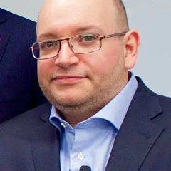 Jason Rezaian height profile photo