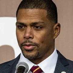 Jason Wright height profile photo