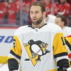 Jason Zucker height profile photo