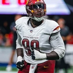 Javon Kinlaw height profile photo