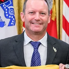 Jay Johnson (baseball coach) height profile photo