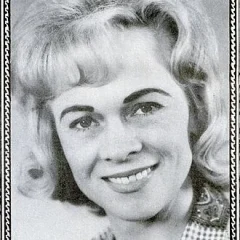 Jean Shepard height profile photo