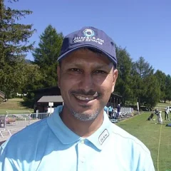 Jeev Milkha Singh height profile photo
