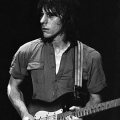 Jeff Beck height profile photo