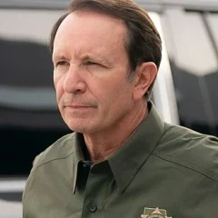 Jeff Landry height profile photo