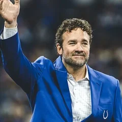 Jeff Saturday height profile photo