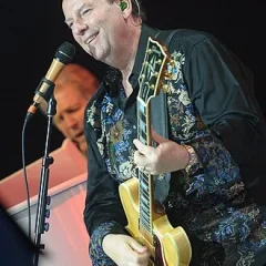 Jeffrey Foskett height profile photo