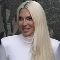 Jelena Karleuša height profile photo