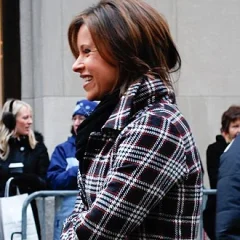 Jenna Wolfe height profile photo