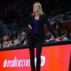 Jennie Baranczyk height profile photo