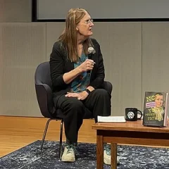 Jennifer Finney Boylan height profile photo