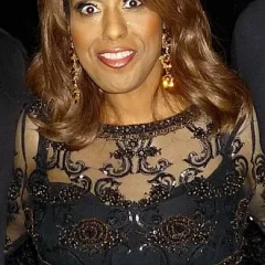 Jennifer Holliday height profile photo