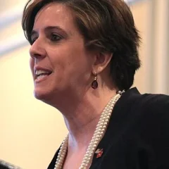 Jennifer Horn height profile photo