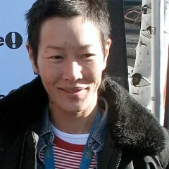 Jenny Shimizu height profile photo