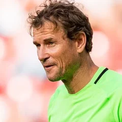 Jens Lehmann height profile photo