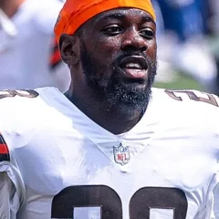 Jeremiah Owusu-Koramoah height profile photo