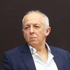 Jeremy Bowen height profile photo
