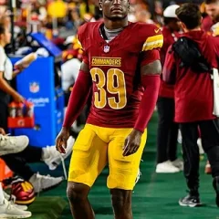Jeremy Reaves height profile photo