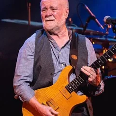 Jeremy Spencer height profile photo